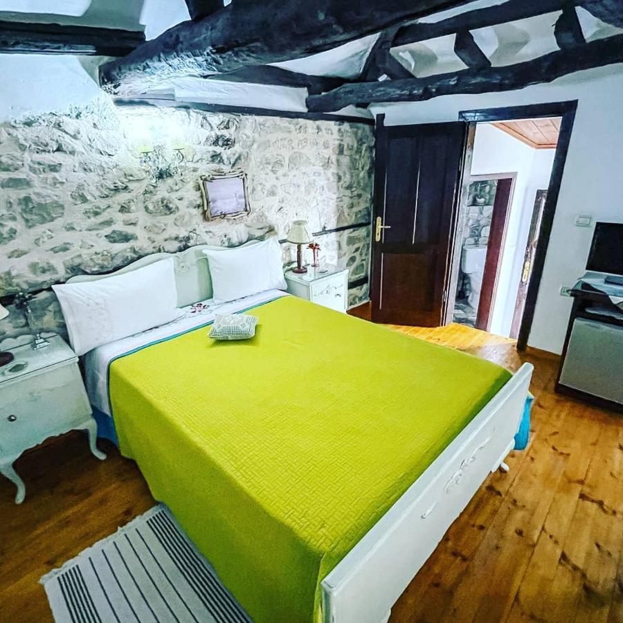 Bujtina Kodiket Guesthouse 베라트 외부 사진