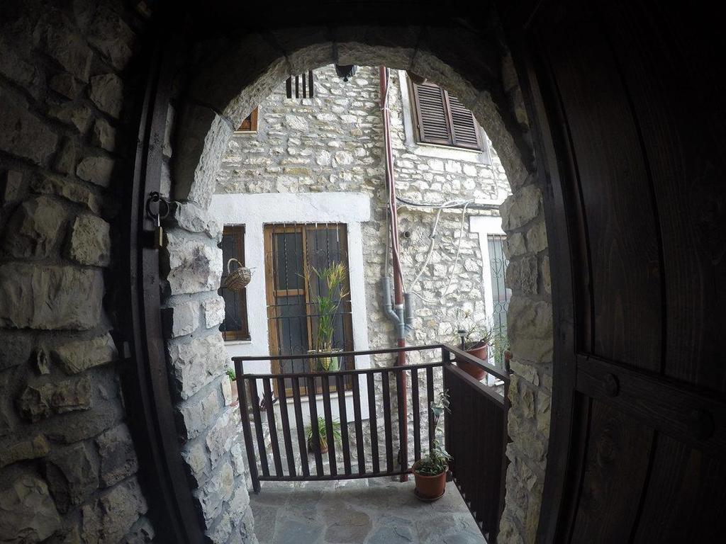 Bujtina Kodiket Guesthouse 베라트 외부 사진